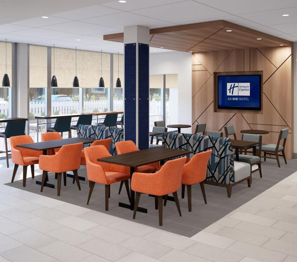 Holiday Inn Express Asheville Woodfin By Ihg מראה חיצוני תמונה